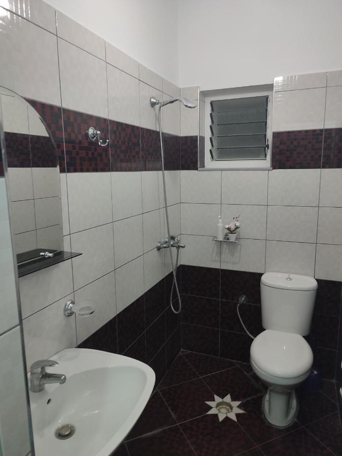 Apartments Sadiku With Sea View Sarandë Exterior foto