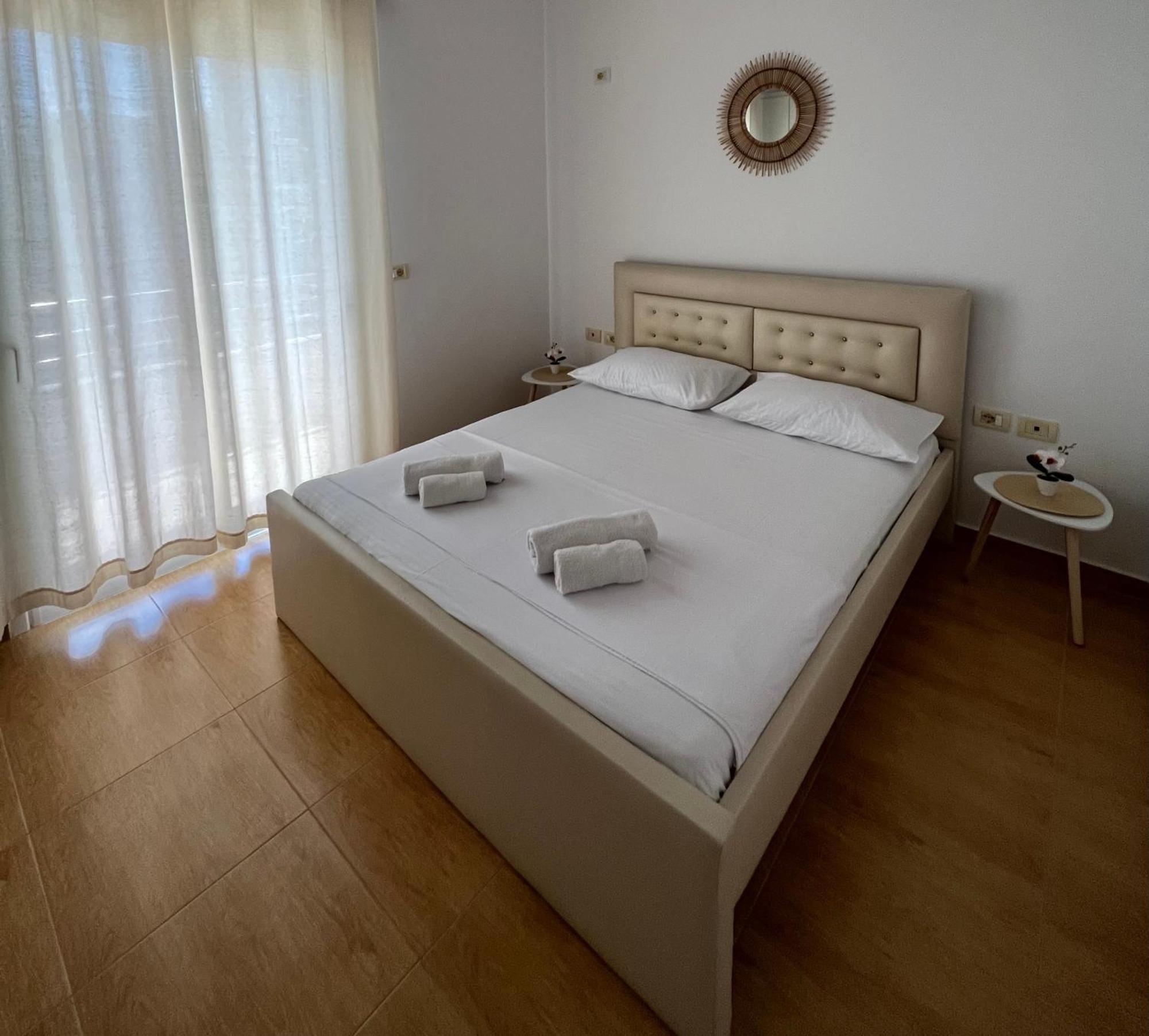 Apartments Sadiku With Sea View Sarandë Exterior foto