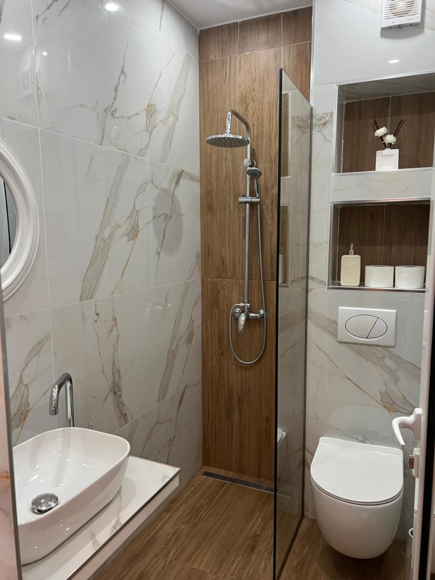Apartments Sadiku With Sea View Sarandë Exterior foto